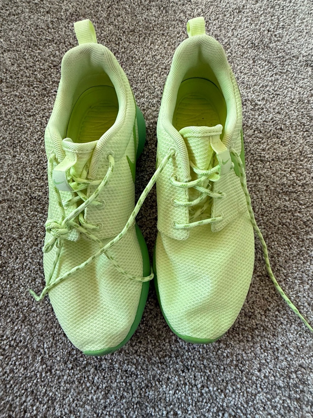 Nike Roche One Running Shoes Green 6.6